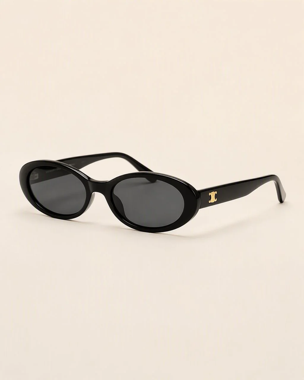 Celine Triomphe Oval